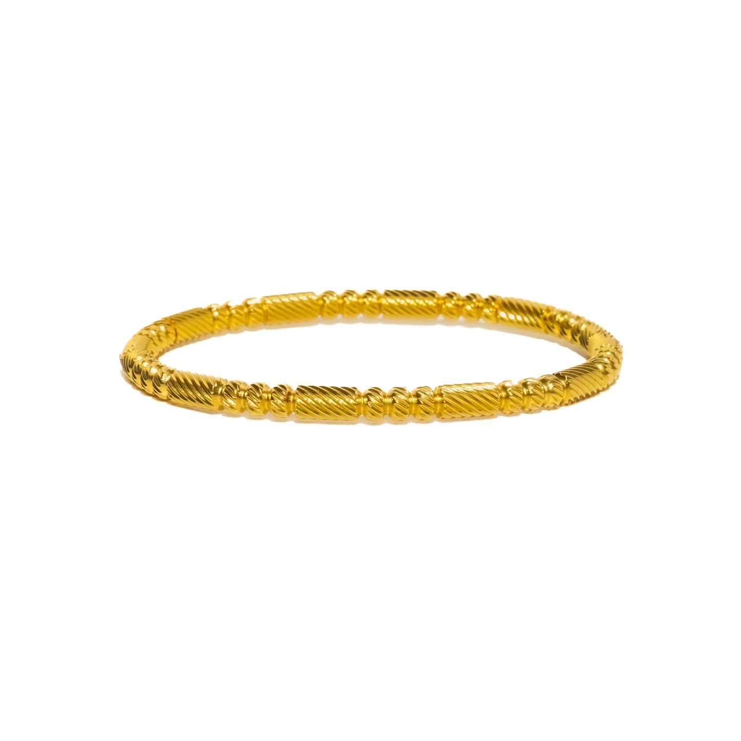 Zeenat Textured Bangle