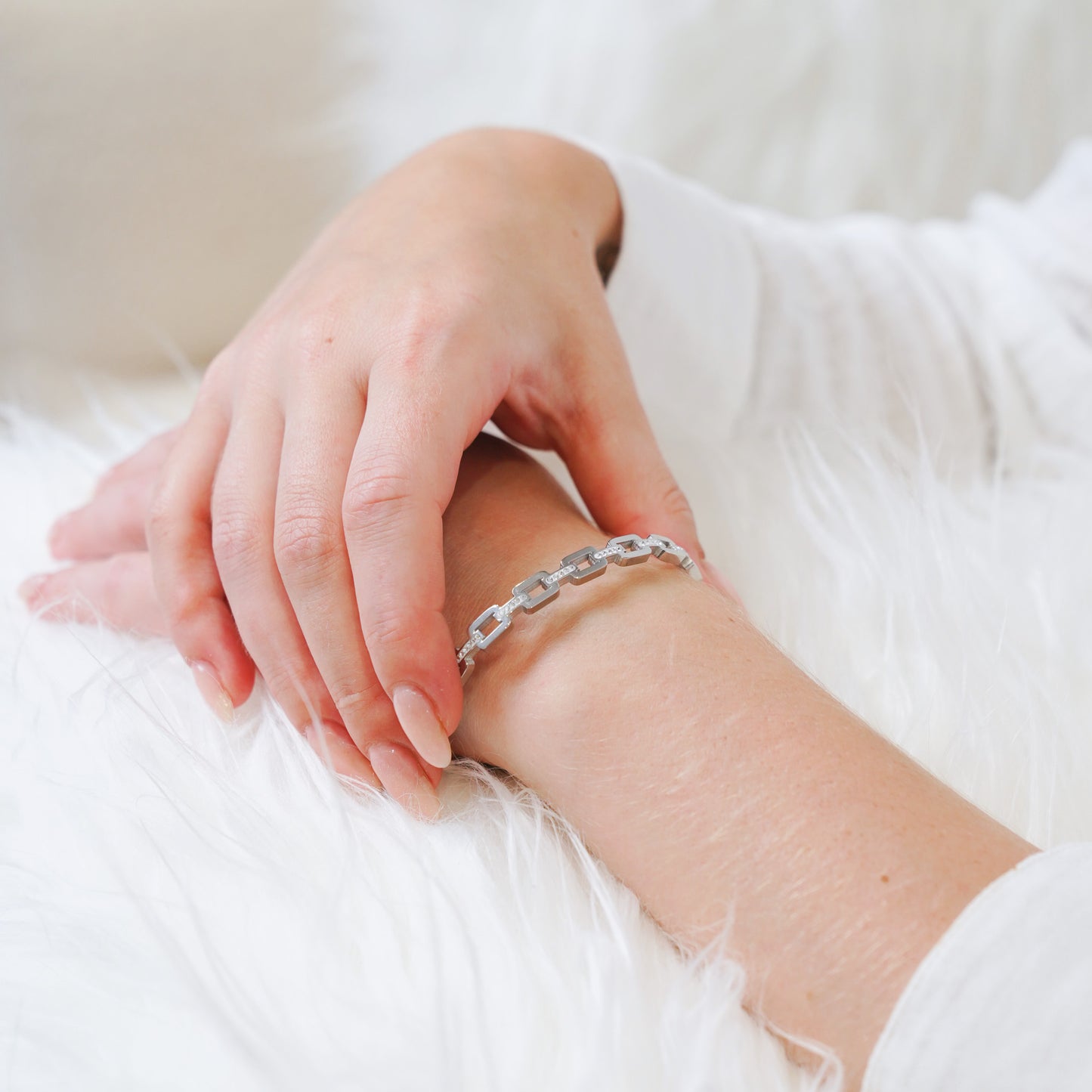 Enya Chain Bangle