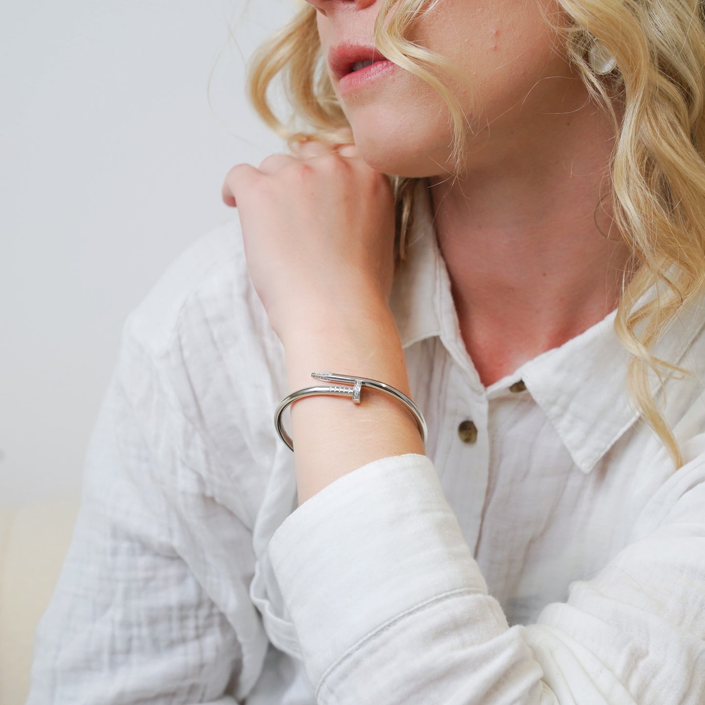 Cora Nail Bangle
