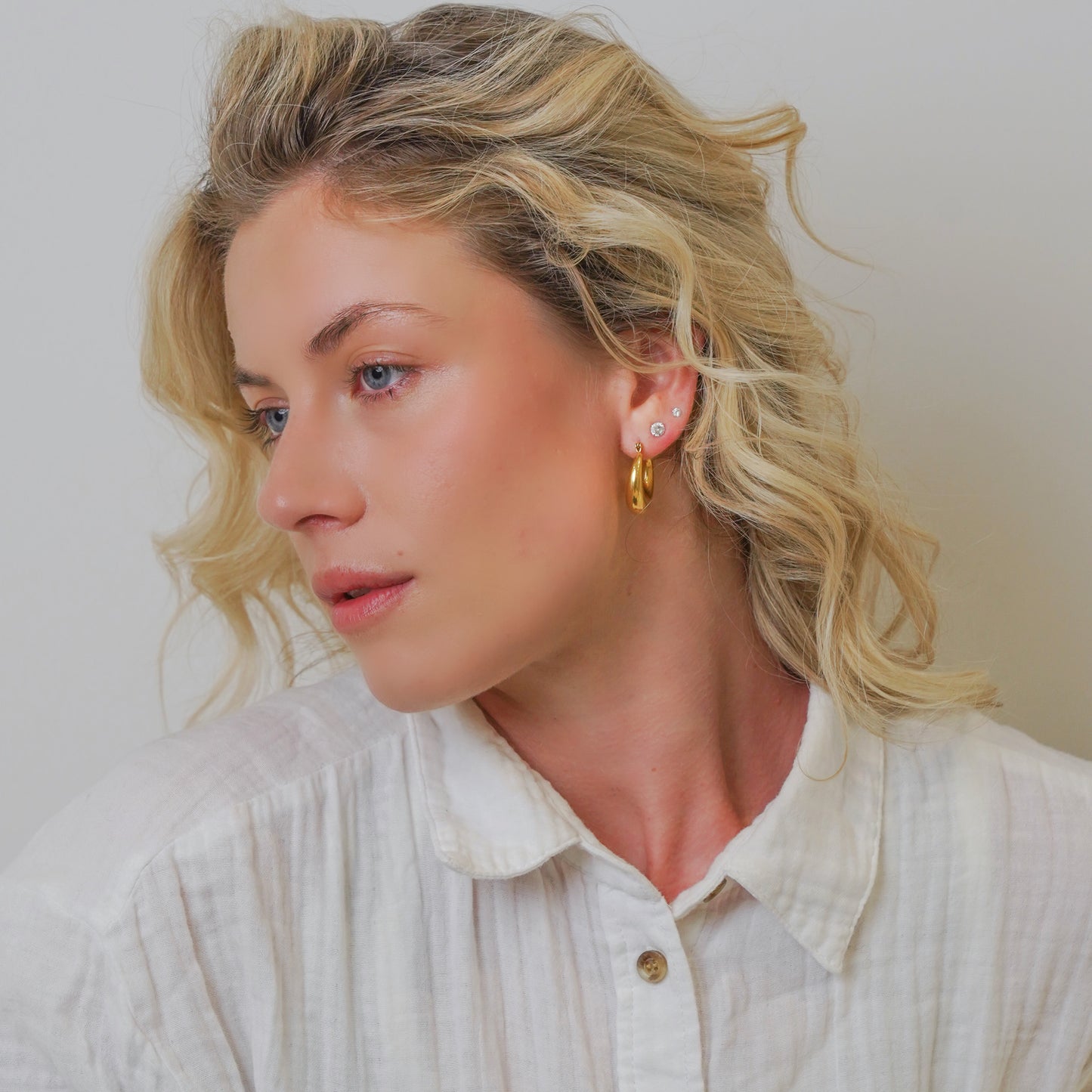 Ella Hoops