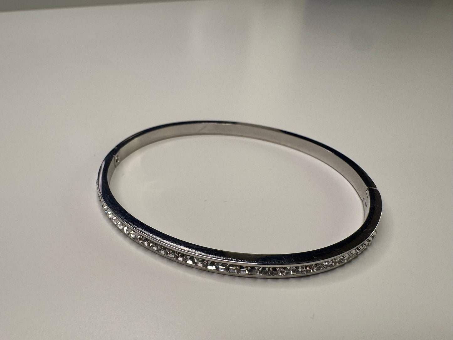 Lyla Classic Diamond Bangle