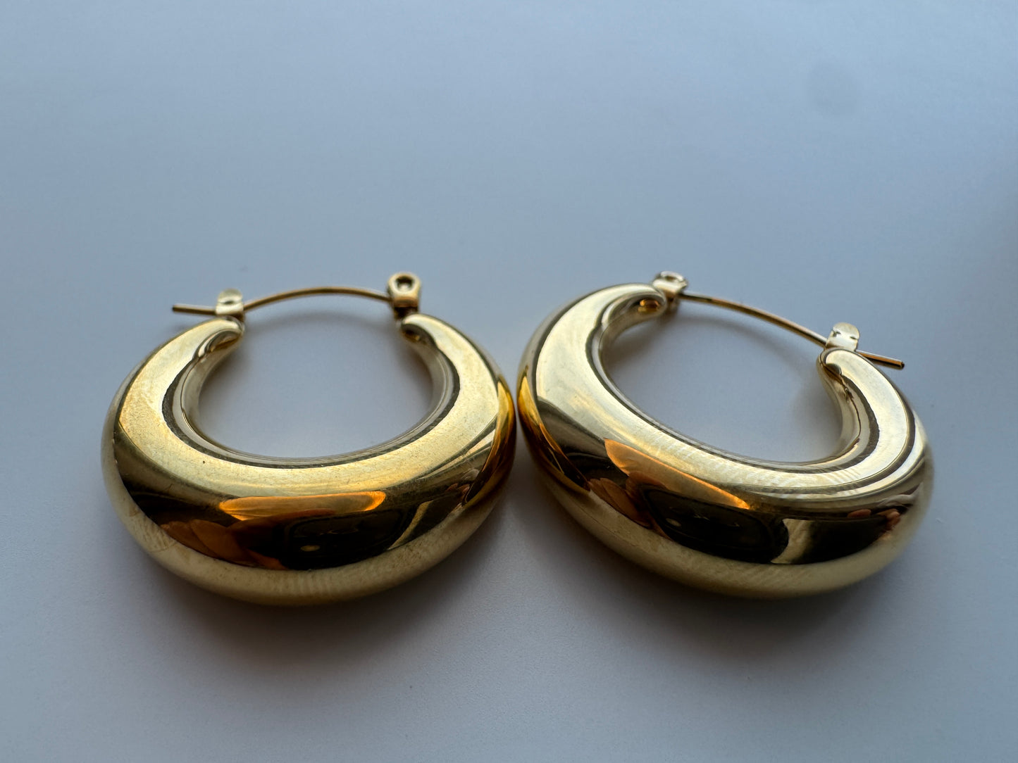 Ella Hoops