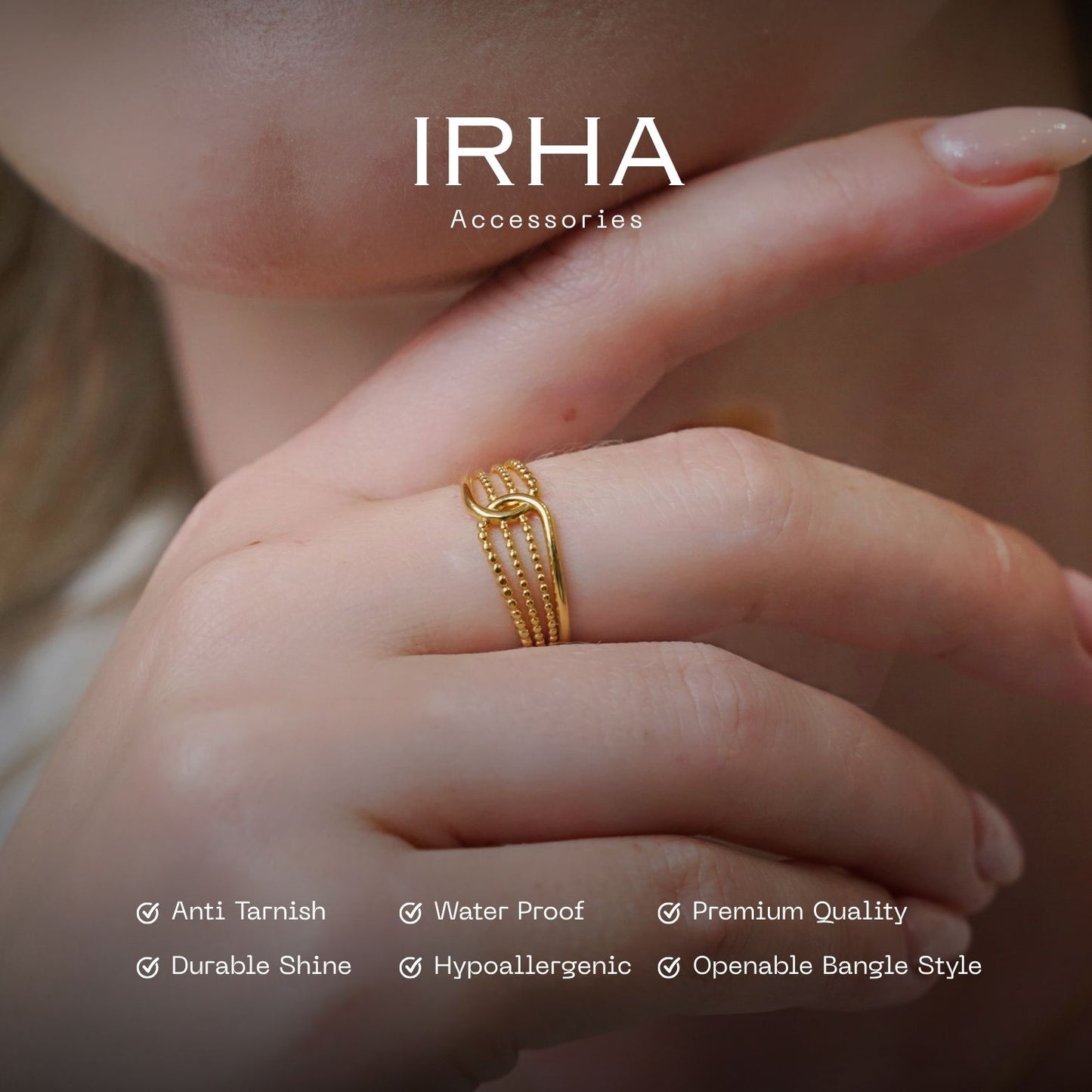Sal Looped Ring