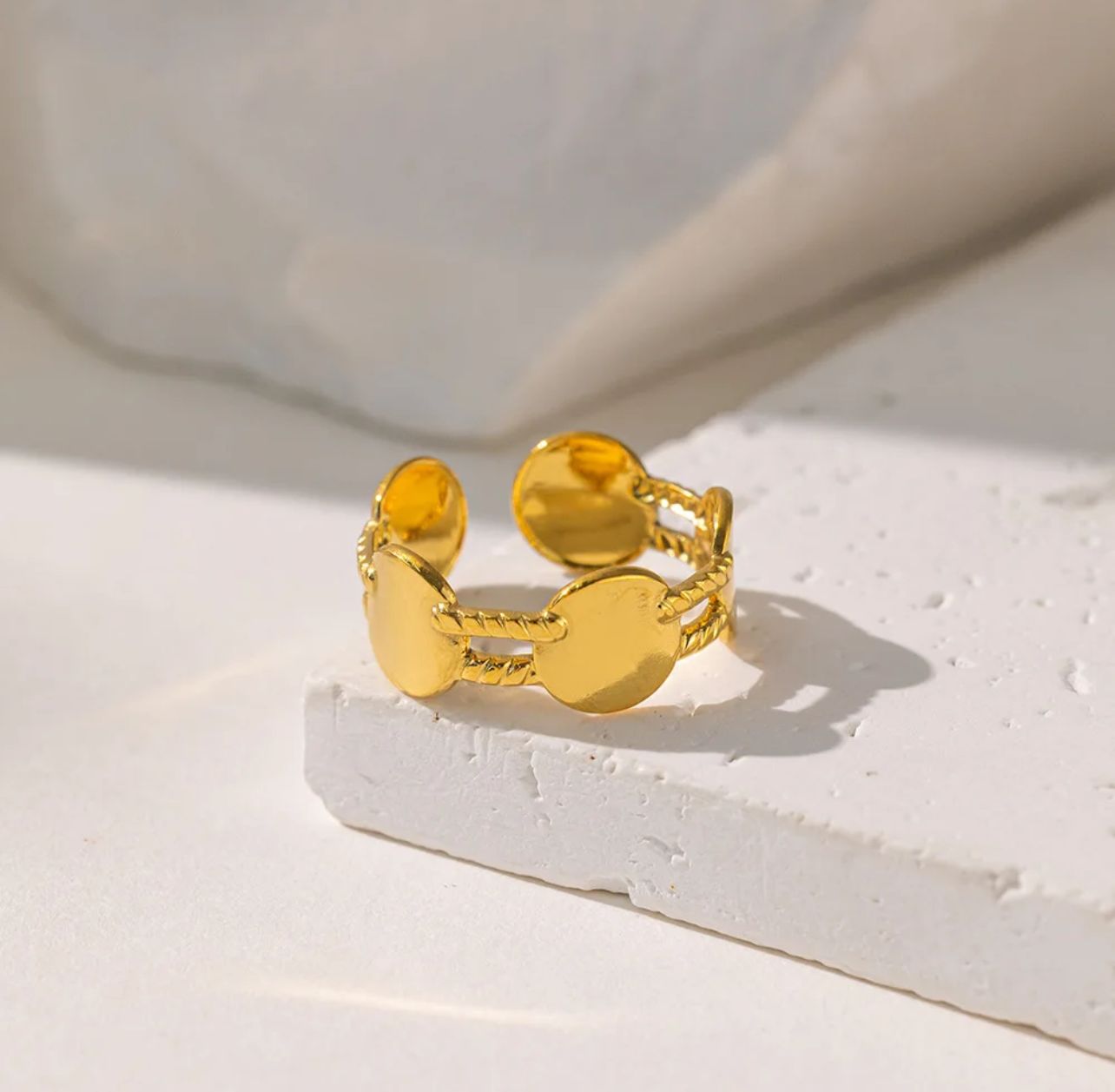 Women’s Rings