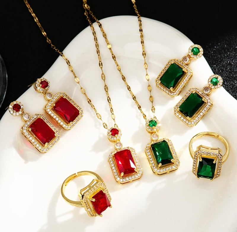 Ani Emerald Necklace