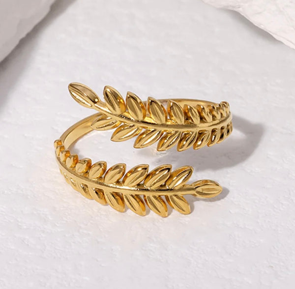 Feather Adustable Ring