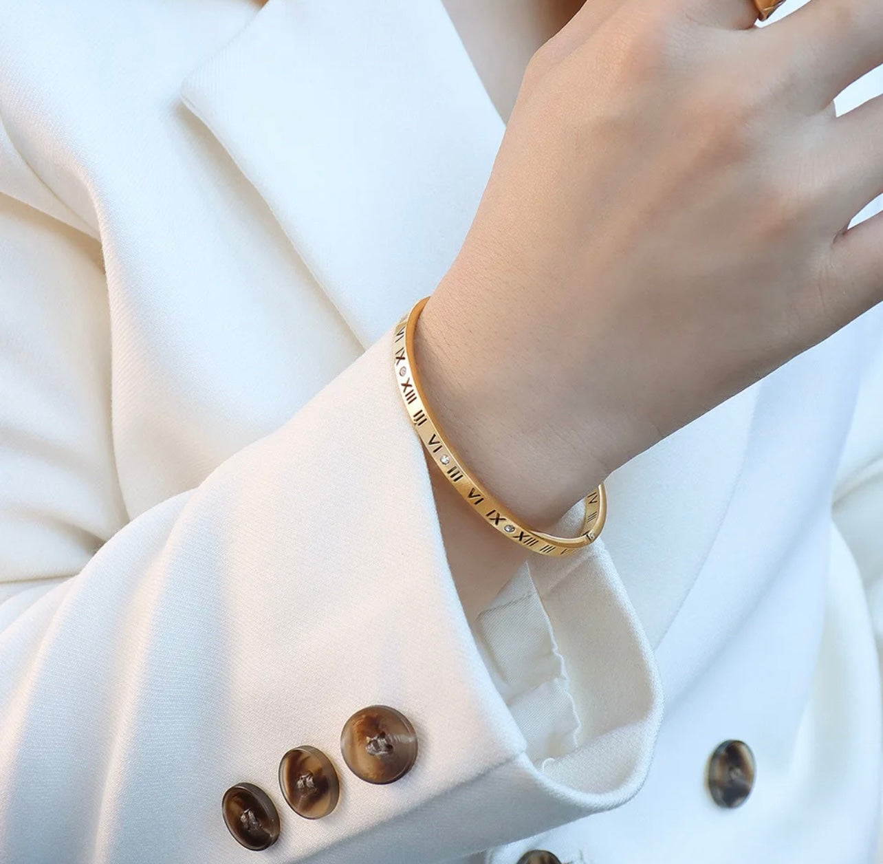 Eva Roman Bangle