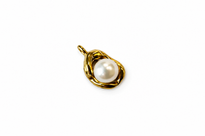 Luna Pearl