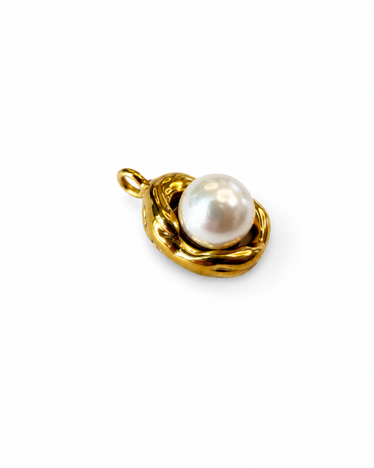 Luna Pearl