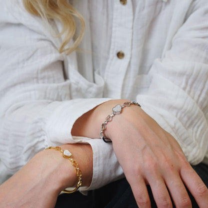 Brazalete de corazón de amor