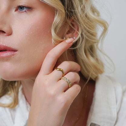Alina Twisted Ring