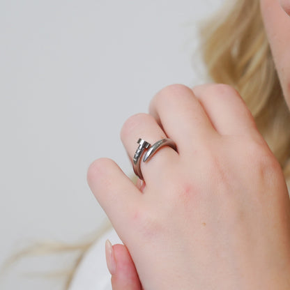 Cora Nail Ring