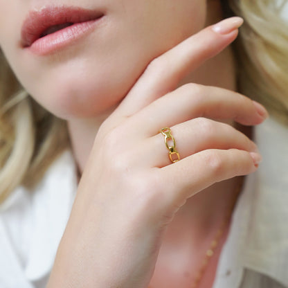 Liz Chain Ring