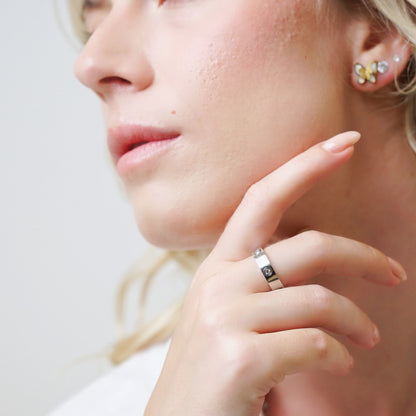Noura Diamond Ring Band