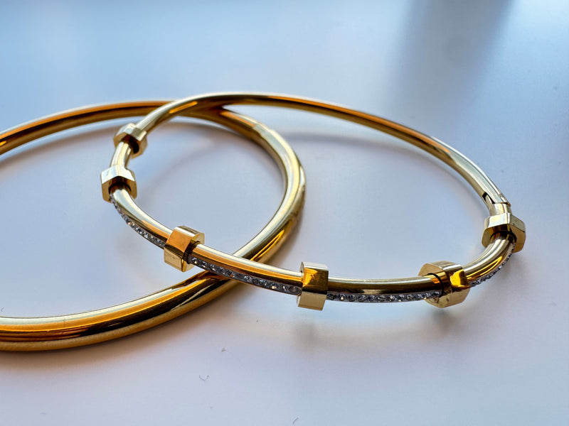 Essential Madison Bangle