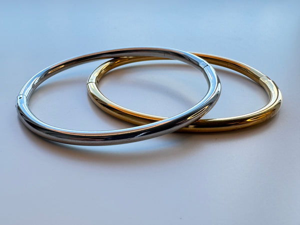 Daphne Plain Bangle