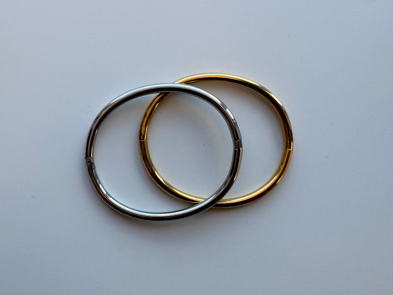 Daphne Plain Bangle