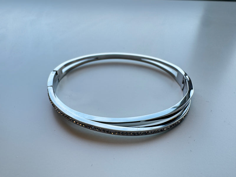 Lune Twisted Bangle