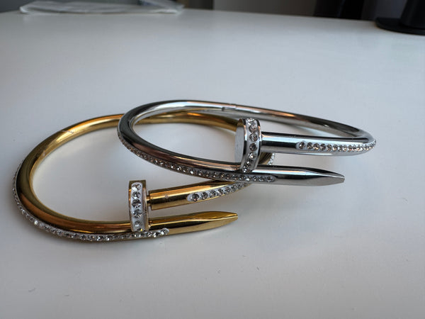 Cora Nail Bangle Full Diamond