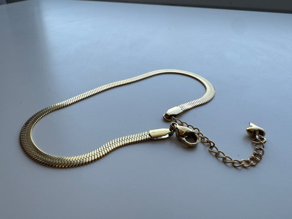 Herribonge Snake Necklace