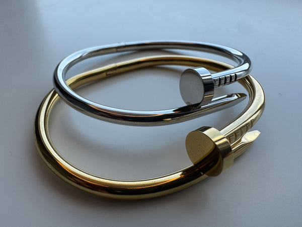Cora Nail Bangle Plain