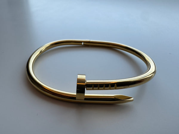Cora Nail Bangle Plain