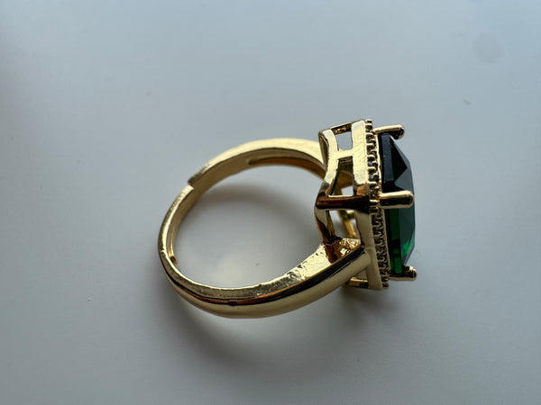 Ani Emerald Ring