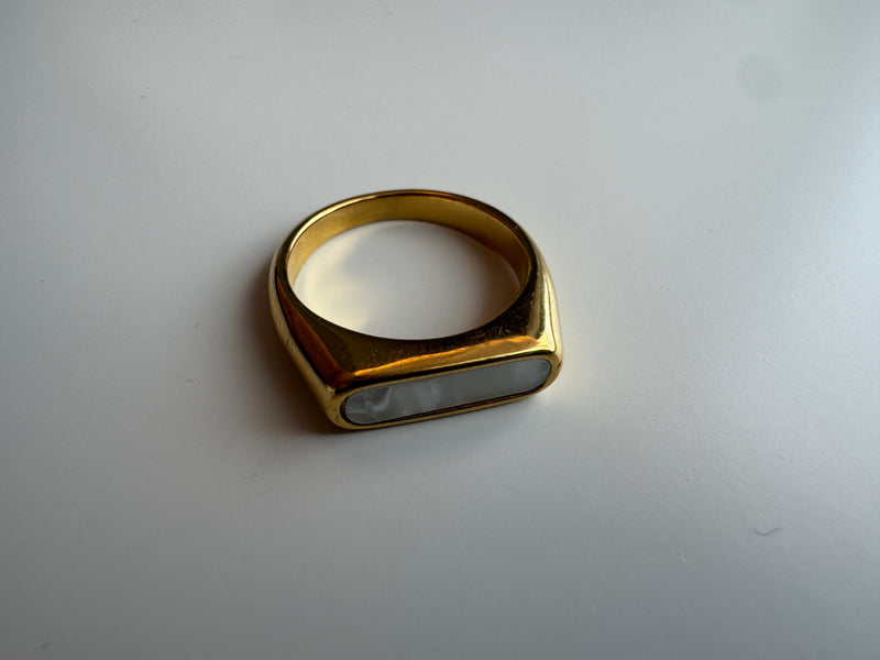 Amelia Statement Ring