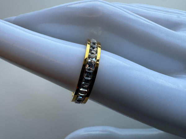 Laura CZ Ring