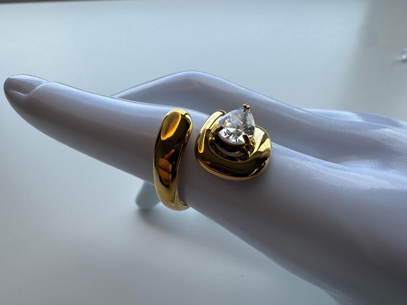 Nuri Chunky diamond Ring