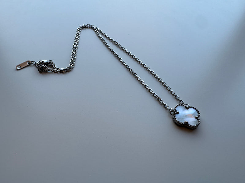 Hope Four Clover Necklace (Silver)