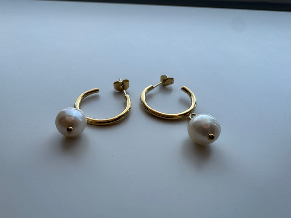 Lana Pearls Earring