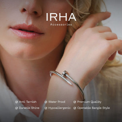 Cora Nail Bangle Plain