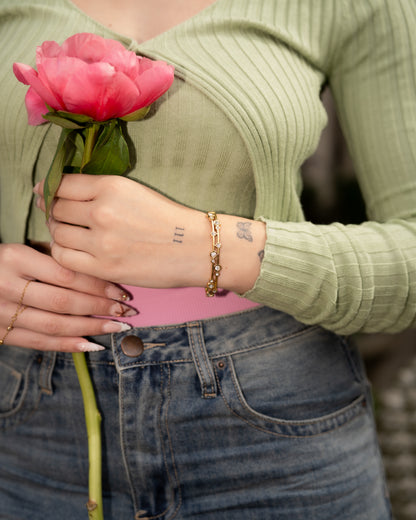 Stella Orbit Bangle