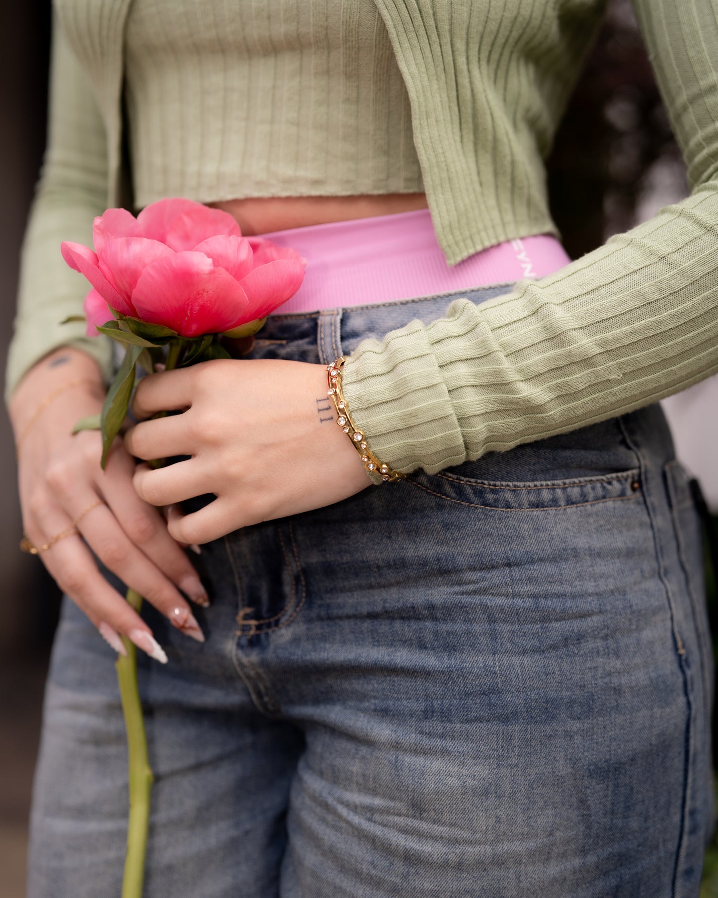 Stella Orbit Bangle