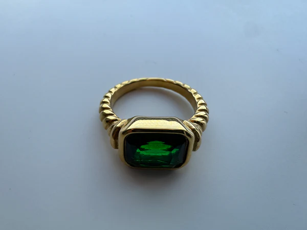 Ani Emerald Bangle and Chunky Ring